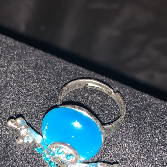 Ring - Picture 2 of 2